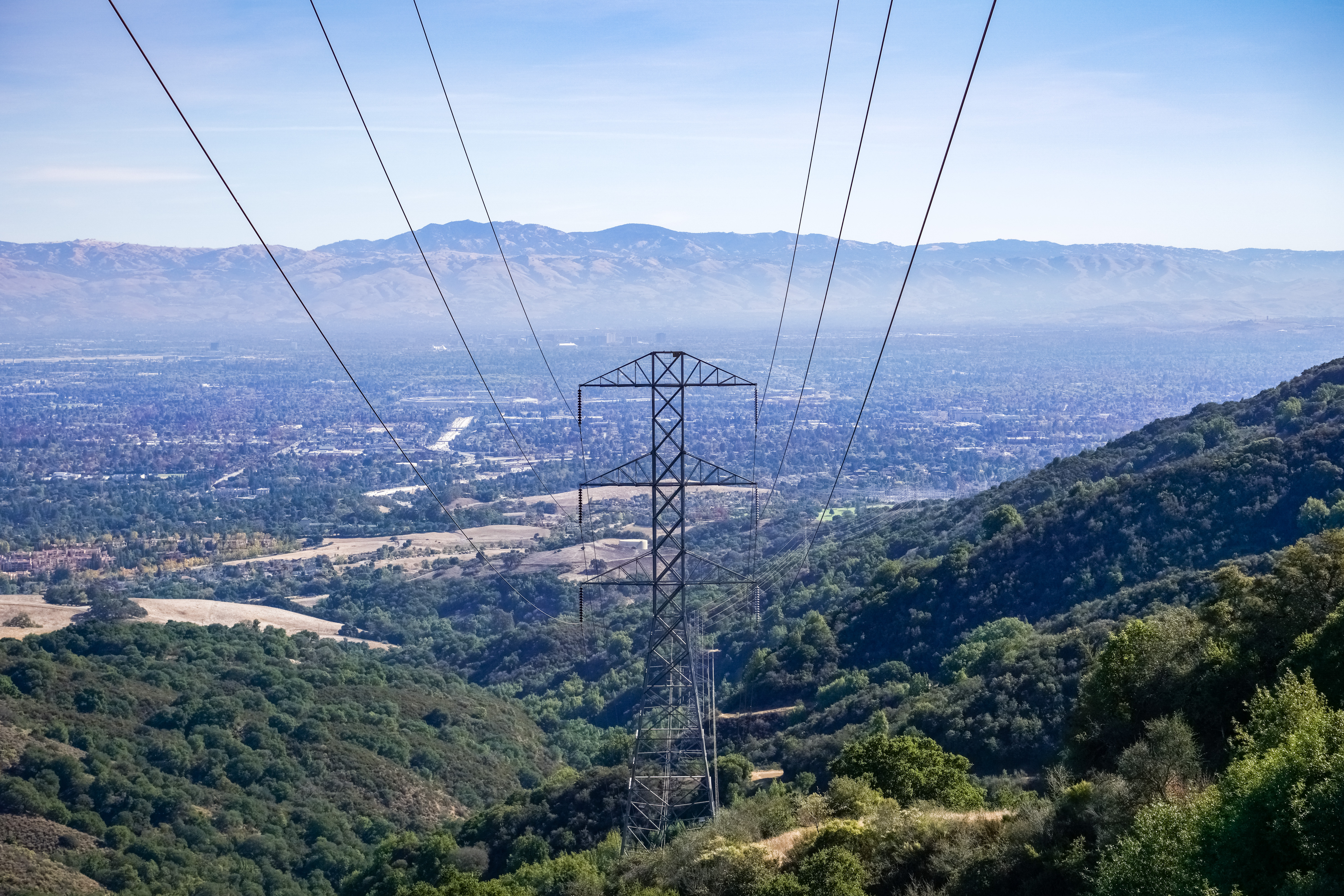 Energy Contract Management in Complex Markets: Why Automation Matters